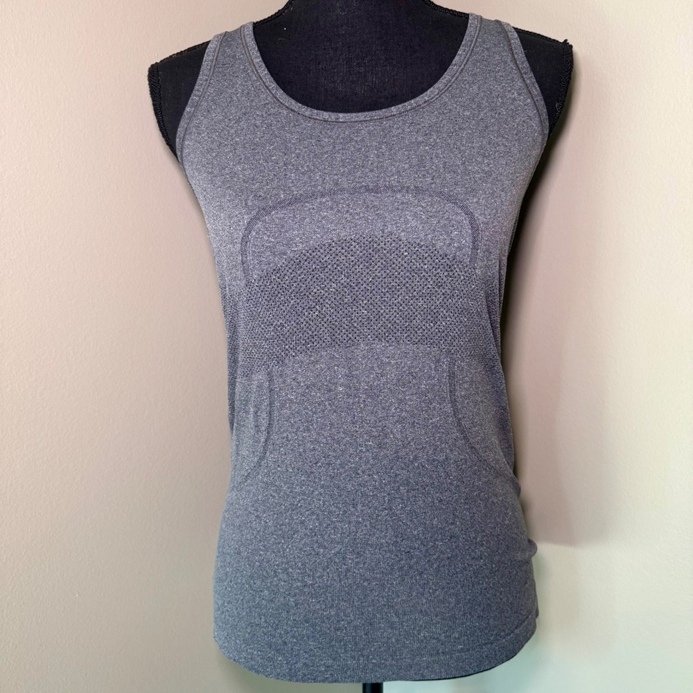 Lululemon Swiftly Tech Racerback Tank Top 2.0 Heathered Grey Womens Size 6